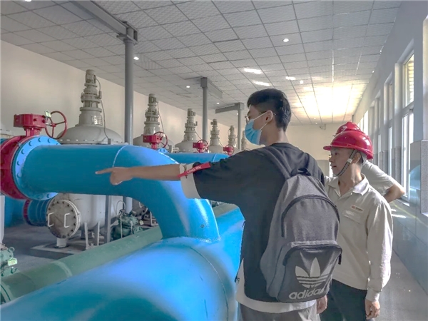 e5d84202d65f41908925ba7f294f73e5.jpg 4.jpg