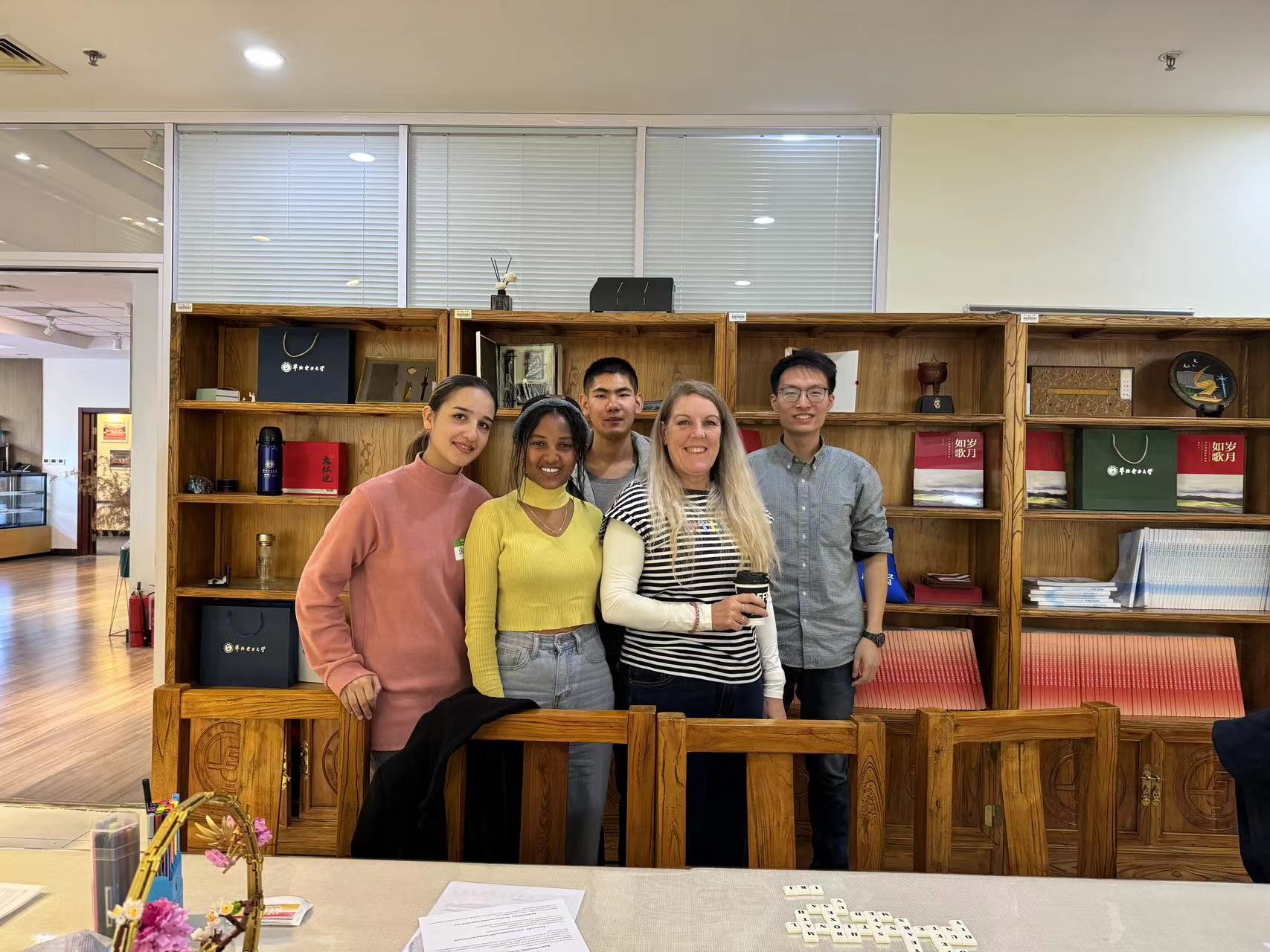 ebdffda4bddd44abbfe5f429c344afe0.jpg ebdffda4bddd44abbfe5f429c344afe0.jpg